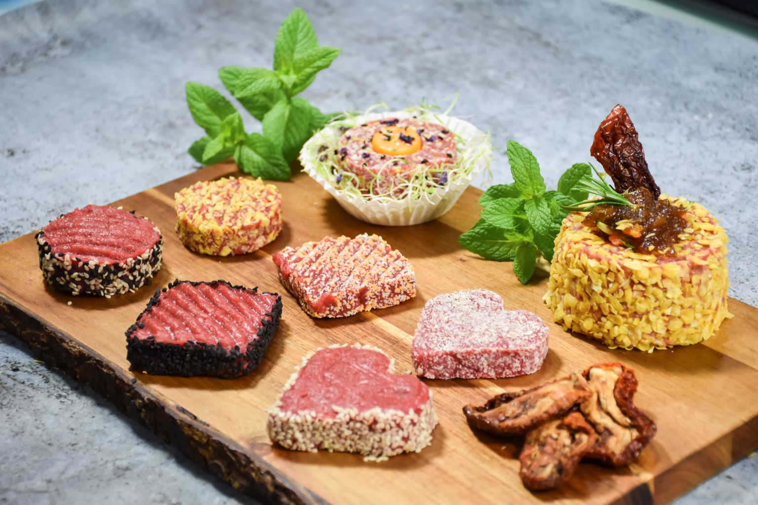 A curated gourmet product selection to spark your meat and food preparations.